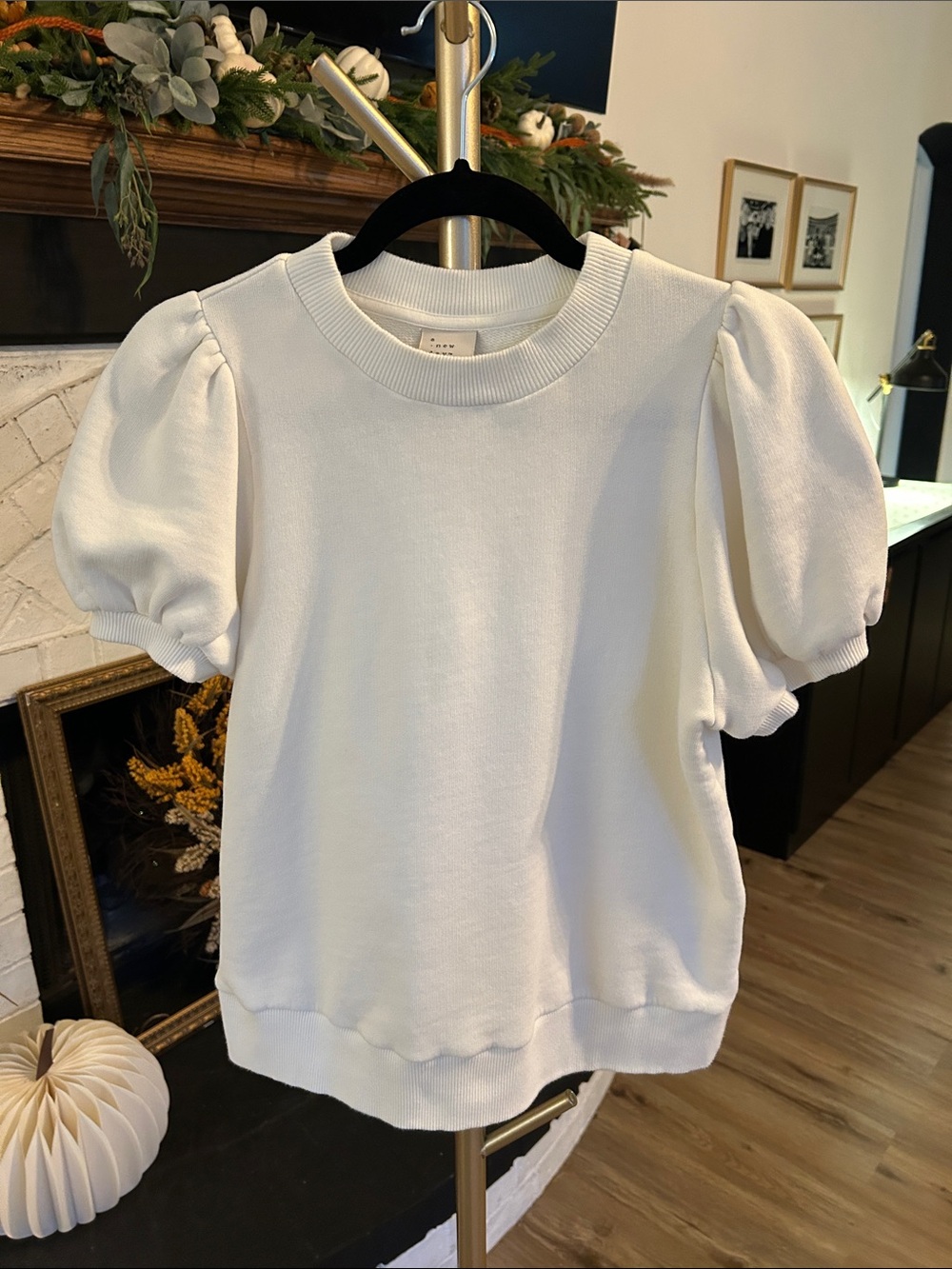 A New Day Women’s Puff Sleeve Sweatshirt Top in White